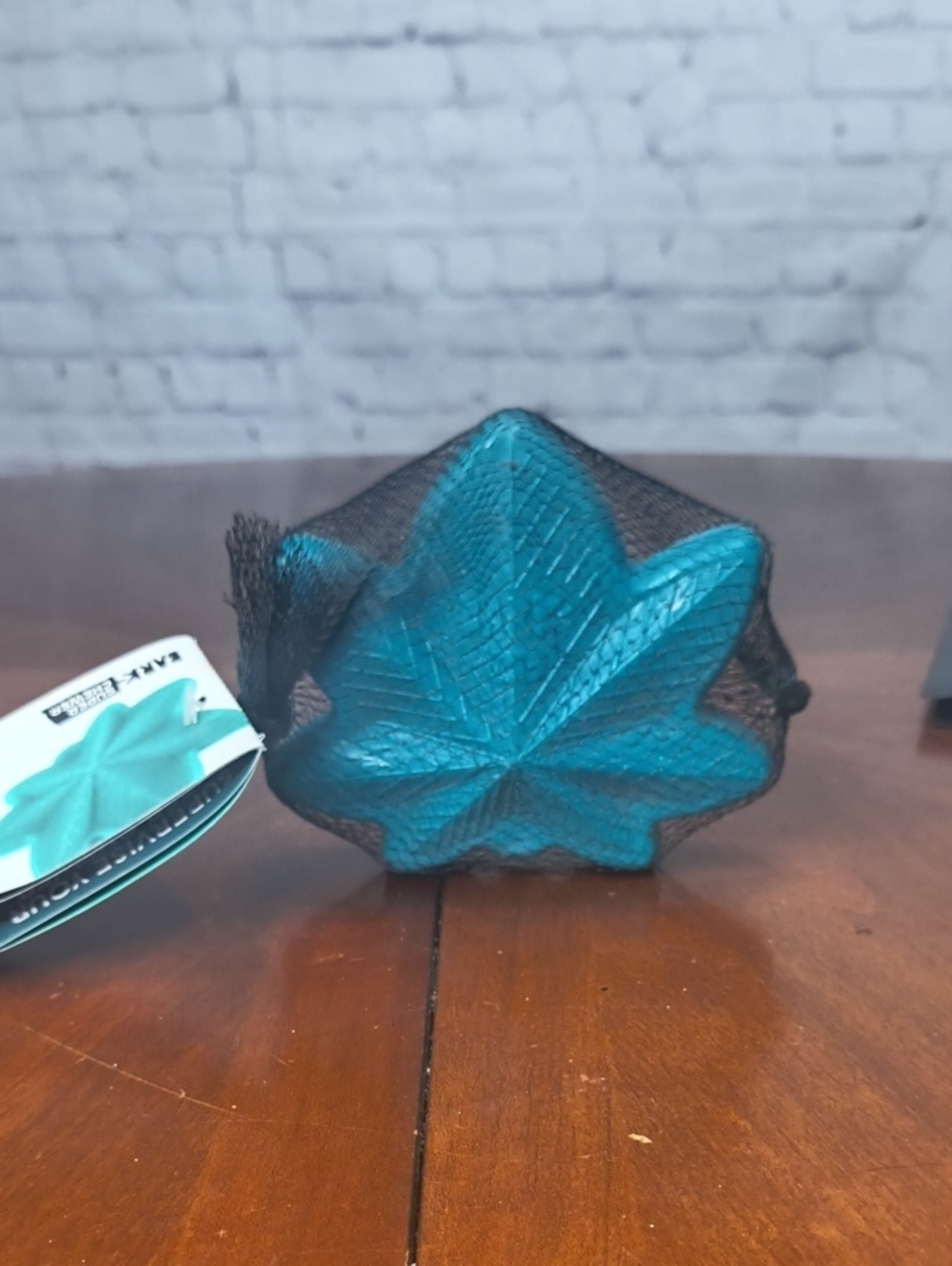 Teal Leaf Dog Chew Toy with Mesh Cover For M-L Dogs AR